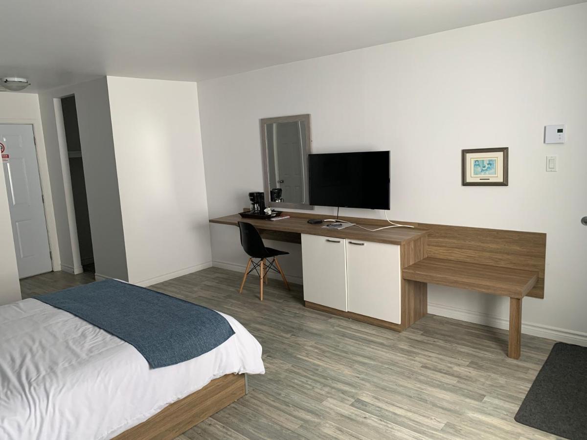 Motel Le Rond Point Metabetchouan Exteriér fotografie